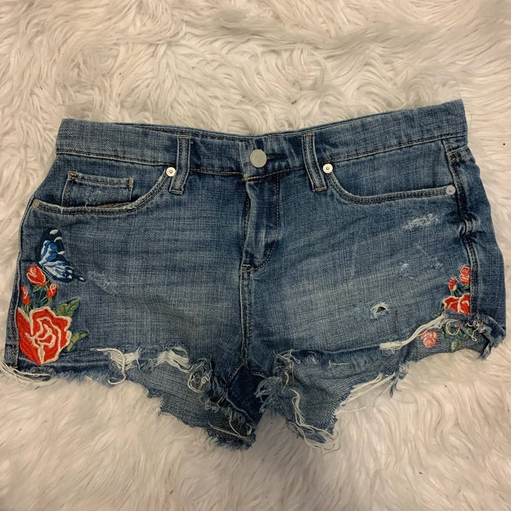 denim jean shorts with flower stitching